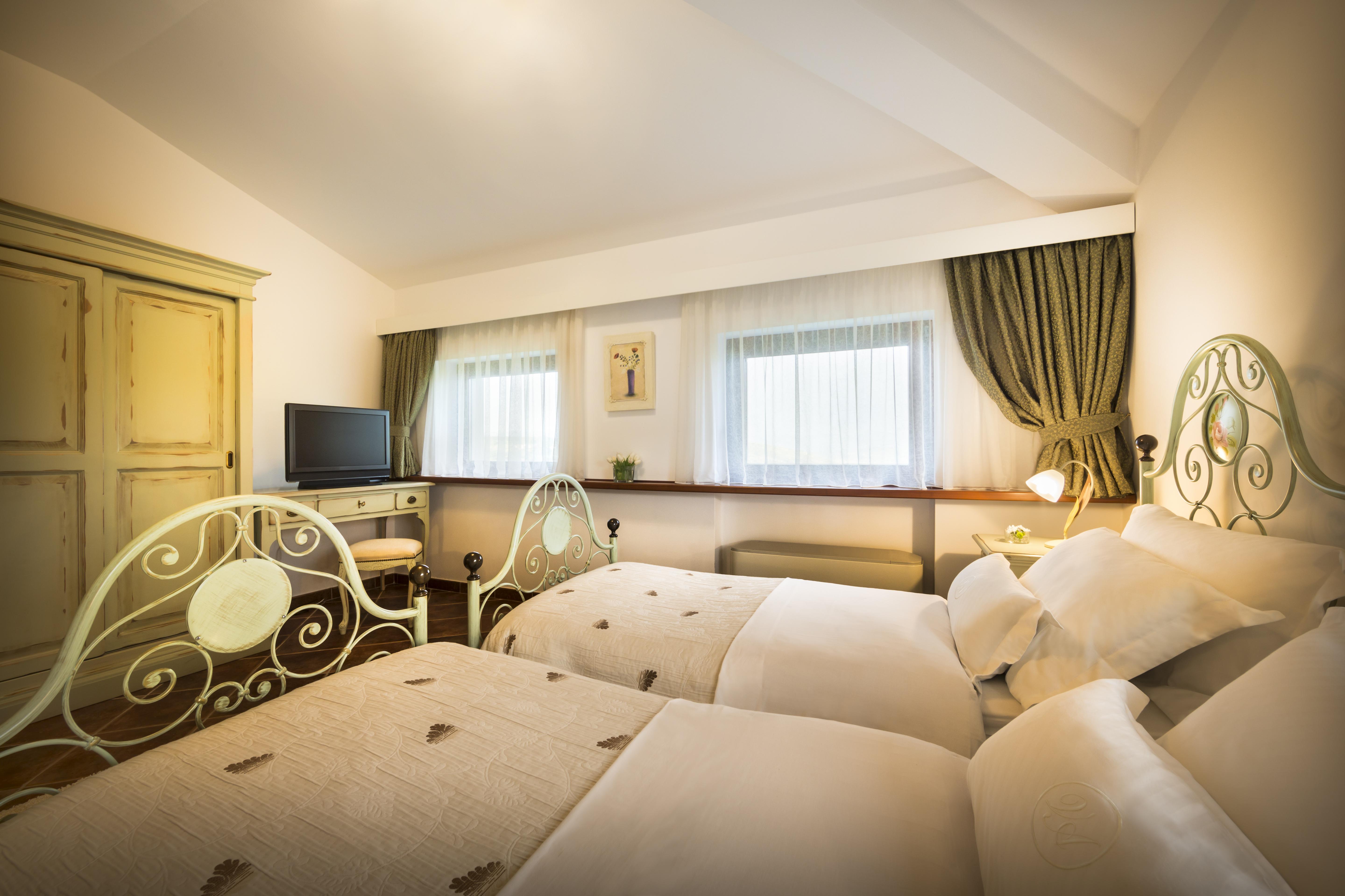 Palazzo Angelica B&B Adults Only Oprtalj Exteriér fotografie
