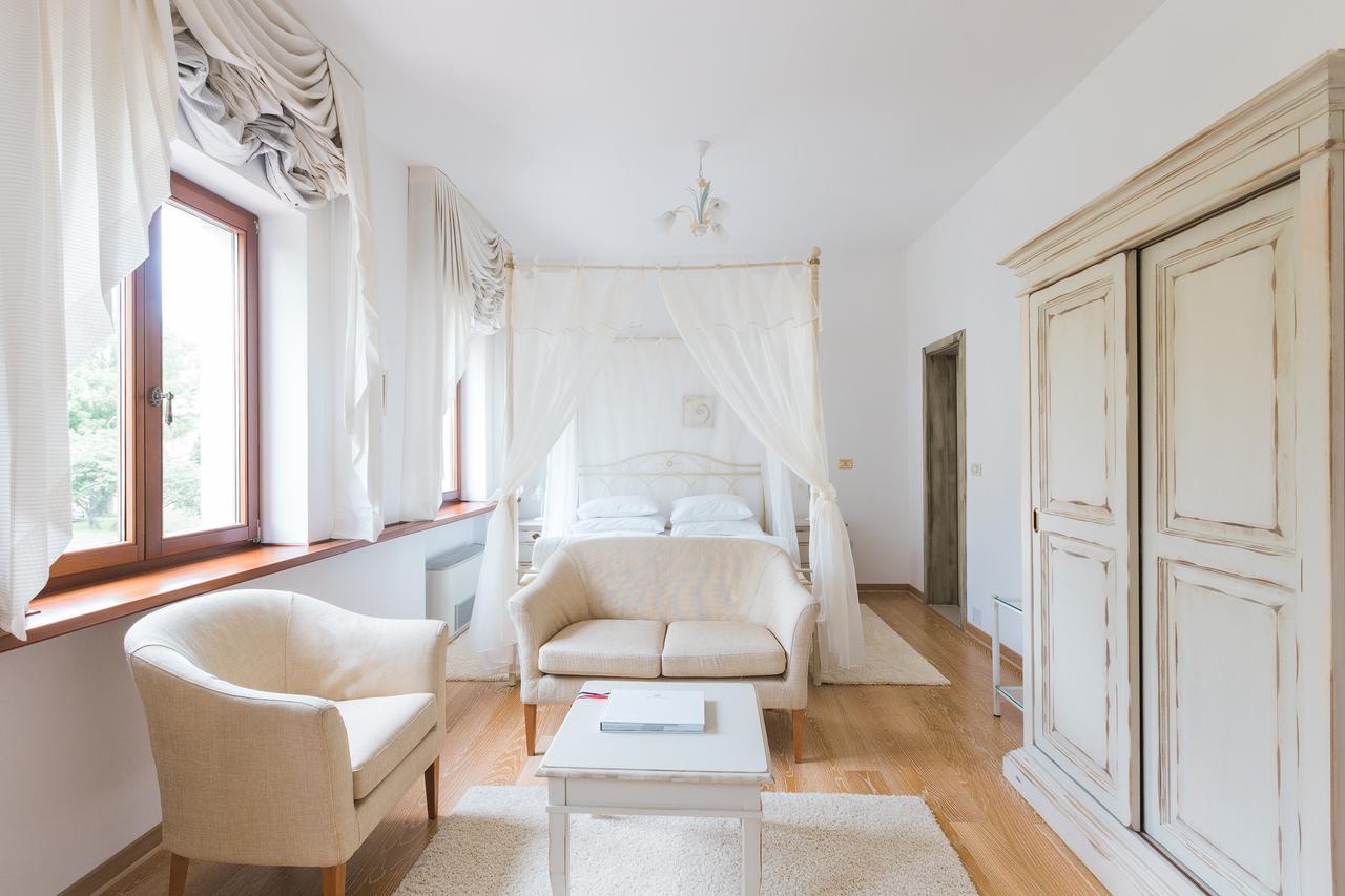 Palazzo Angelica B&B Adults Only Oprtalj Exteriér fotografie